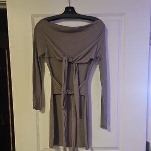 Elegant Long Sleeve Off-Shoulder Dress in Taupe